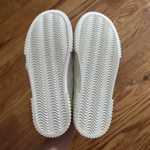 Authentic White Loewe Flap Sneakers 36 - Picture 2 of 4